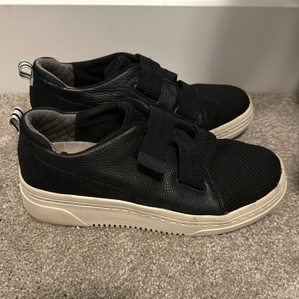 DR. SCHOLL’S Black Leather Shoes